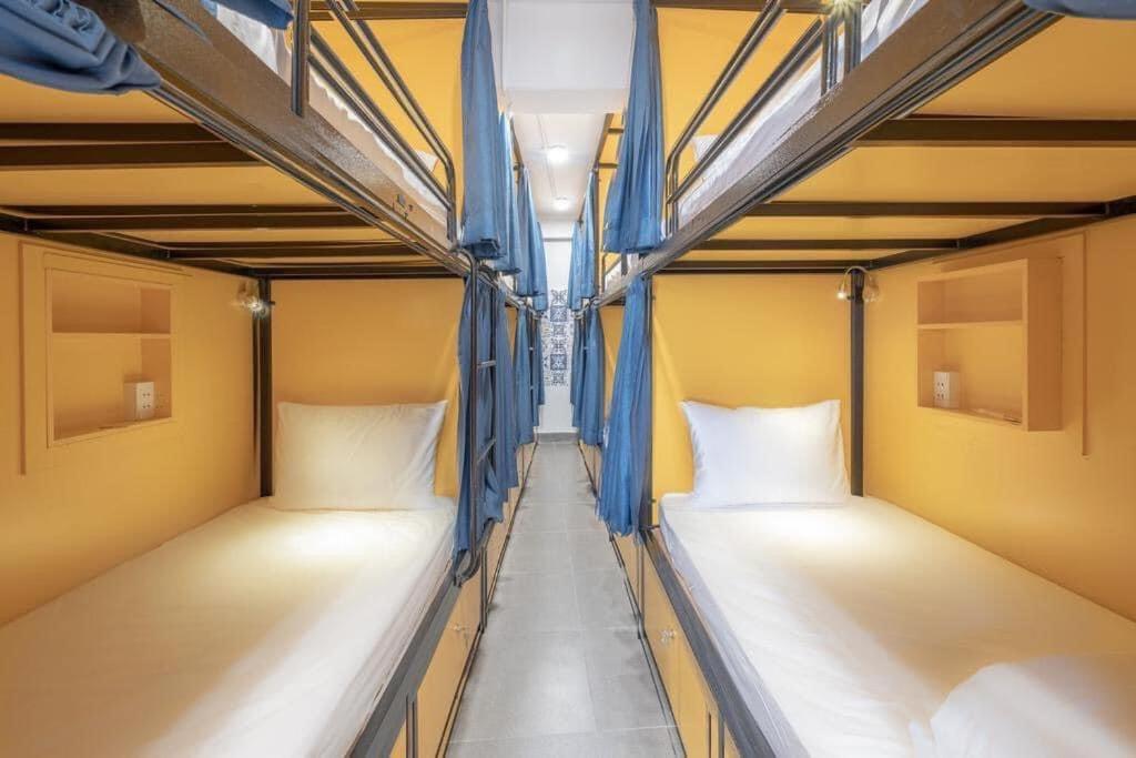 Dormitary, Sharedroom Center Old Quarter Phong Dorm Tap The Khu Vuc Pho Co C Ханой Экстерьер фото